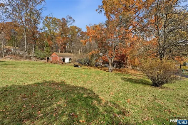 $379,000 | 358 Fairview Avenue, Long Valley, NJ 07853