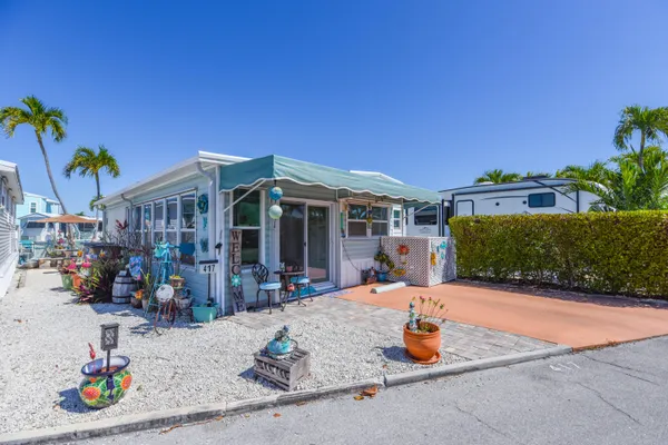 $519,000 | 701 Spanish Main Drive, Unit 417, Cudjoe, FL 33042