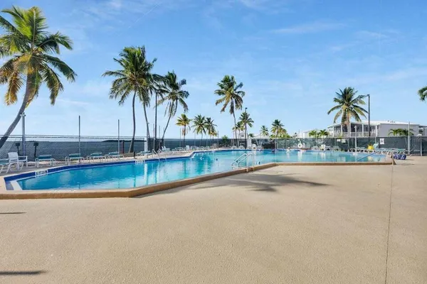 $519,000 | 701 Spanish Main Drive, Unit 417, Cudjoe, FL 33042