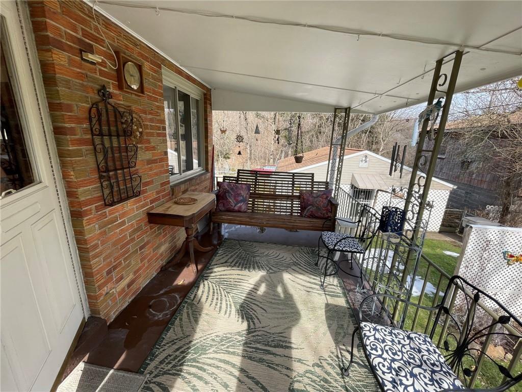 63 Locust Street McKees Rocks, PA 15136 - Photo 23 of 25