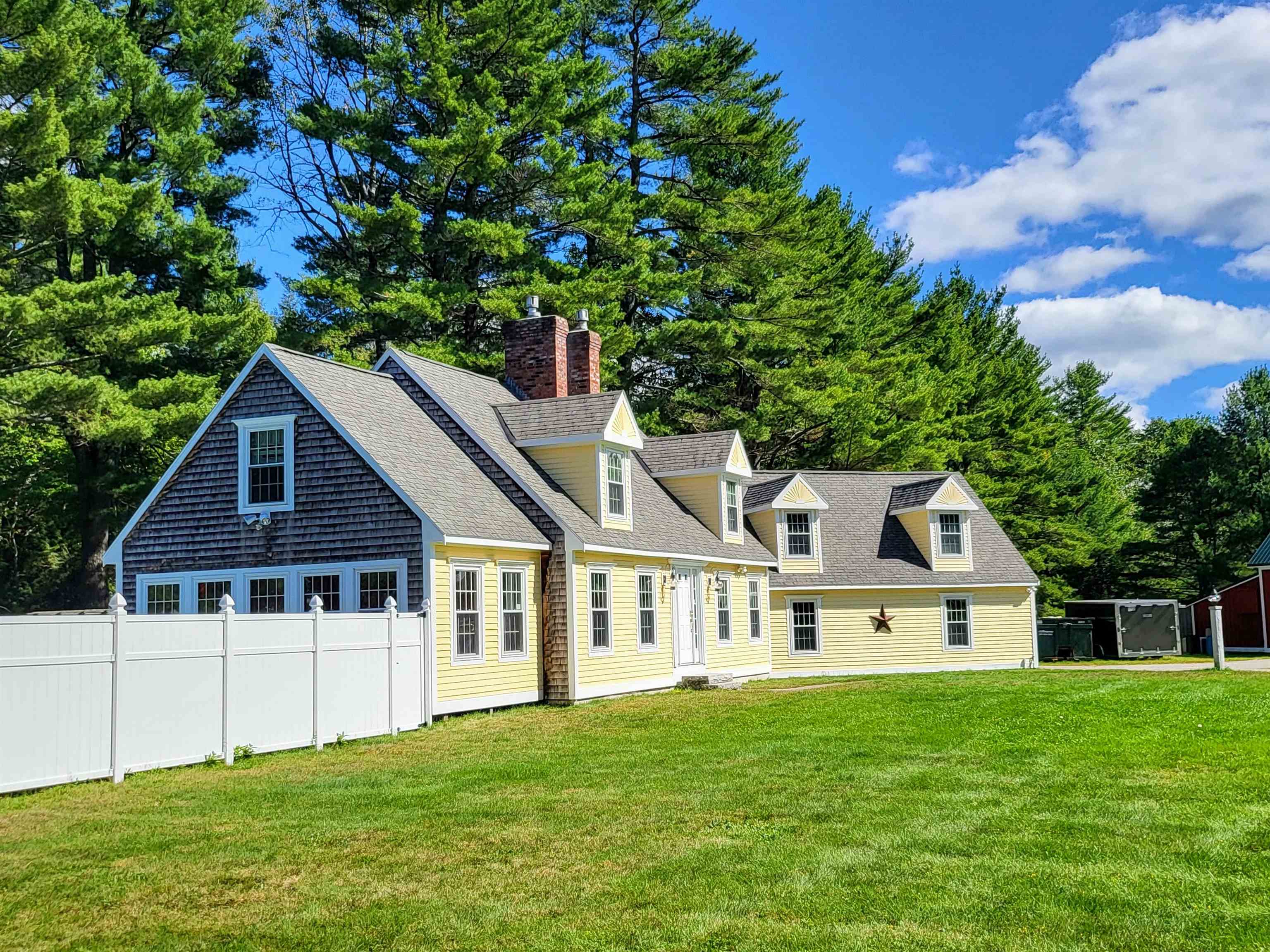256 Lower Middle Road Lebanon, ME 04027 - Photo 2 of 40