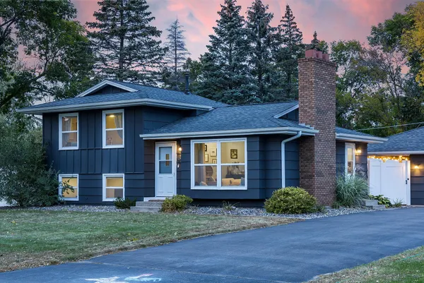 $334,900 | 16610 Gannon Avenue West, Rosemount, MN 55068