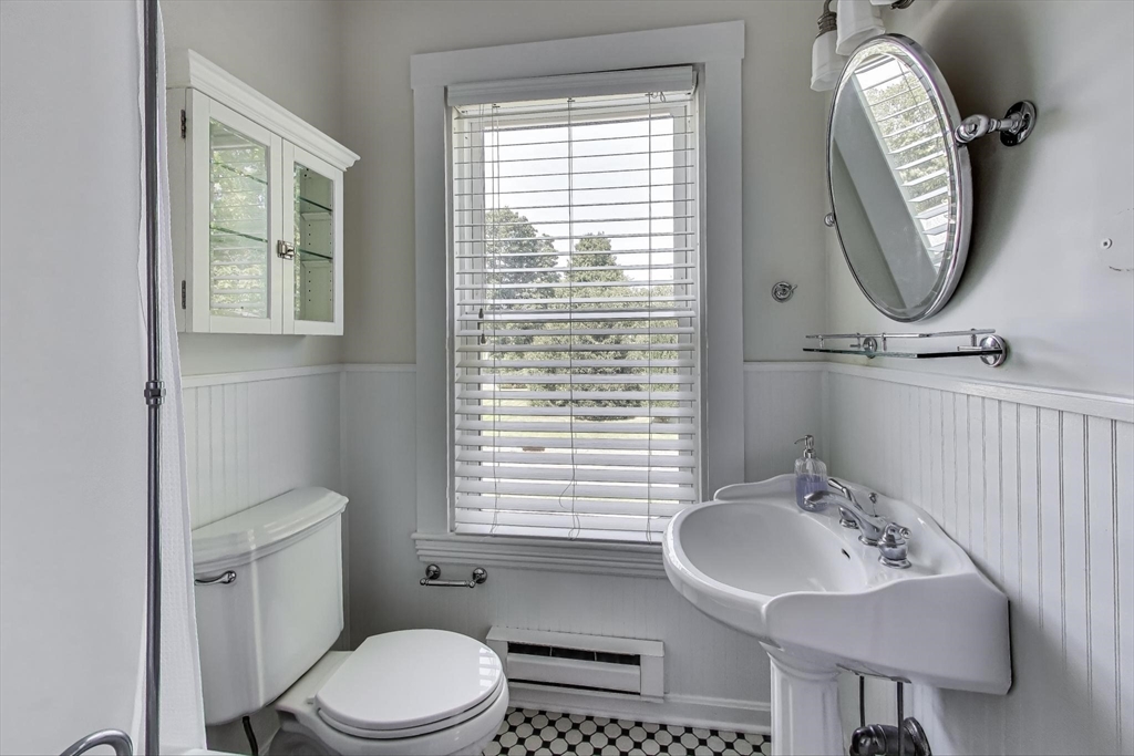 2 Elm Street, Unit 1 Wellesley, MA 02481 - Photo 20 of 33