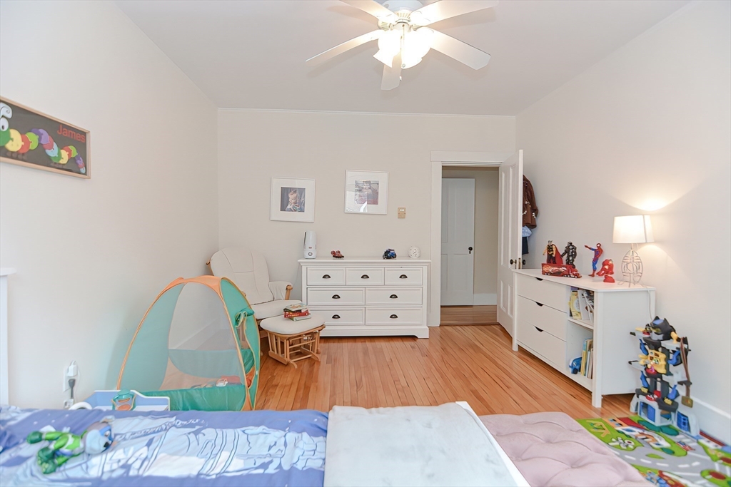 2 Elm Street, Unit 1 Wellesley, MA 02481 - Photo 22 of 33