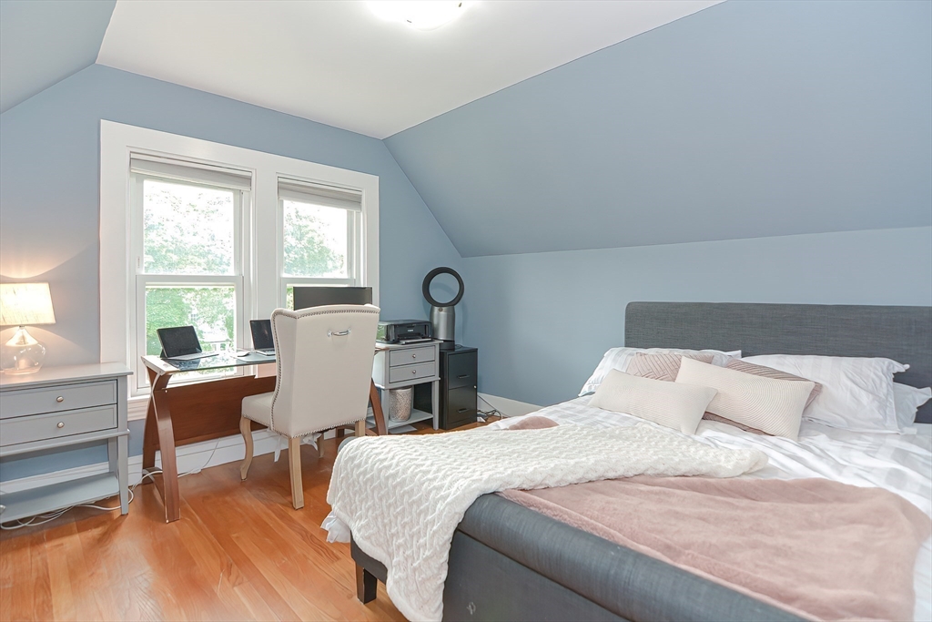 2 Elm Street, Unit 1 Wellesley, MA 02481 - Photo 27 of 33