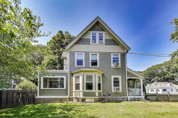 $5,750 | 2 Elm Street, Unit 1, Wellesley, MA 02481