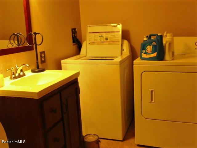 307 George Schnopp Road Hinsdale, MA 01235 - Photo 6 of 43 bath w laundry