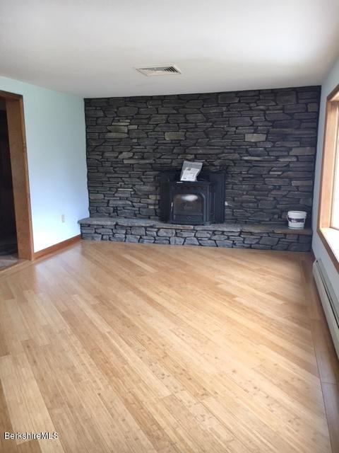 307 George Schnopp Road Hinsdale, MA 01235 - Photo 7 of 43 diningroom
