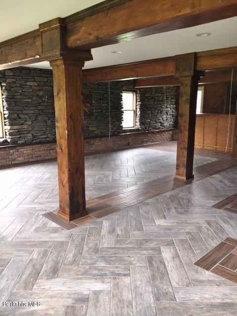 307 George Schnopp Road Hinsdale, MA 01235 - Photo 9 of 43 family room