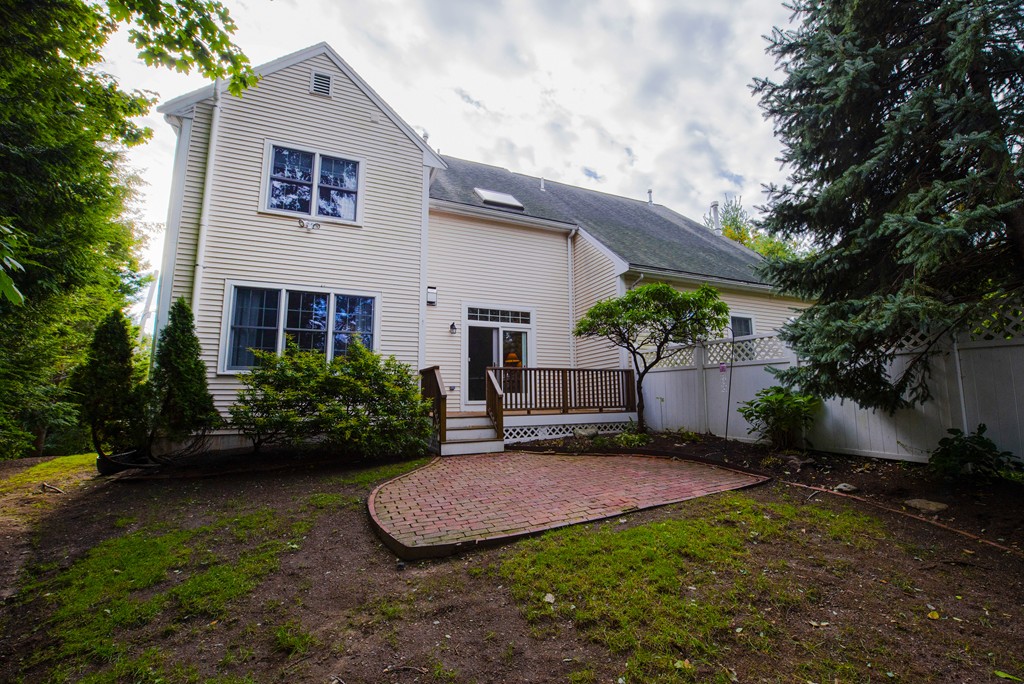 72 Putnam Street, Unit 72 Needham, MA 02494 - Photo 18 of 18