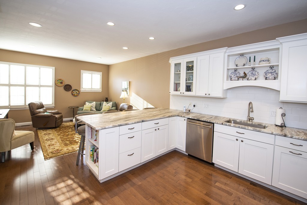 72 Putnam Street, Unit 72 Needham, MA 02494 - Photo 6 of 18