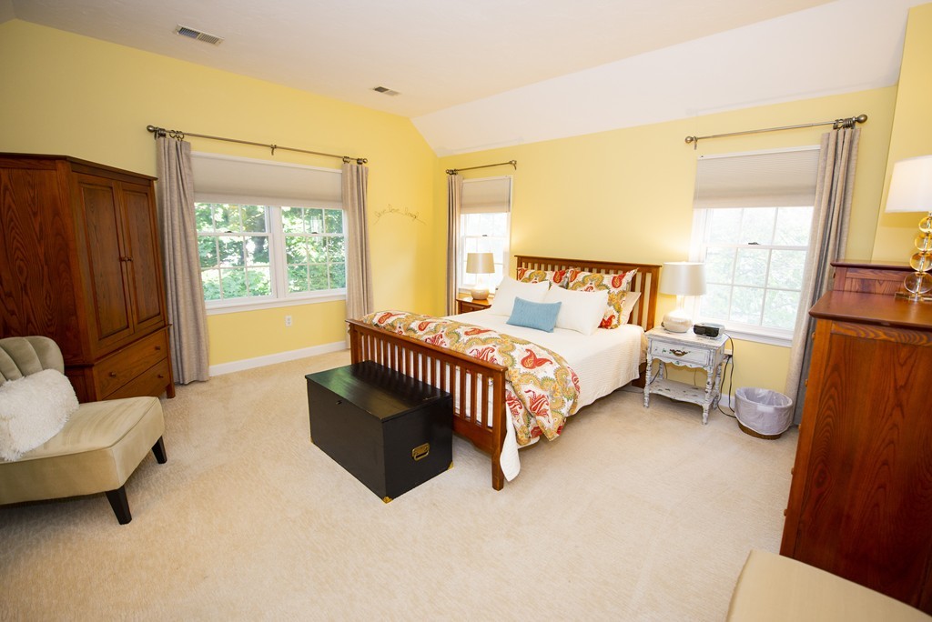 72 Putnam Street, Unit 72 Needham, MA 02494 - Photo 10 of 18