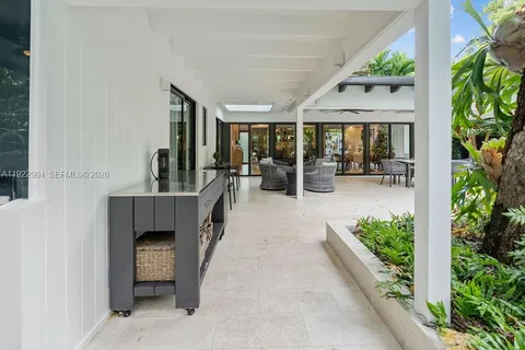 $4,995,000 | 4095 Battersea Road, Miami, FL 33133