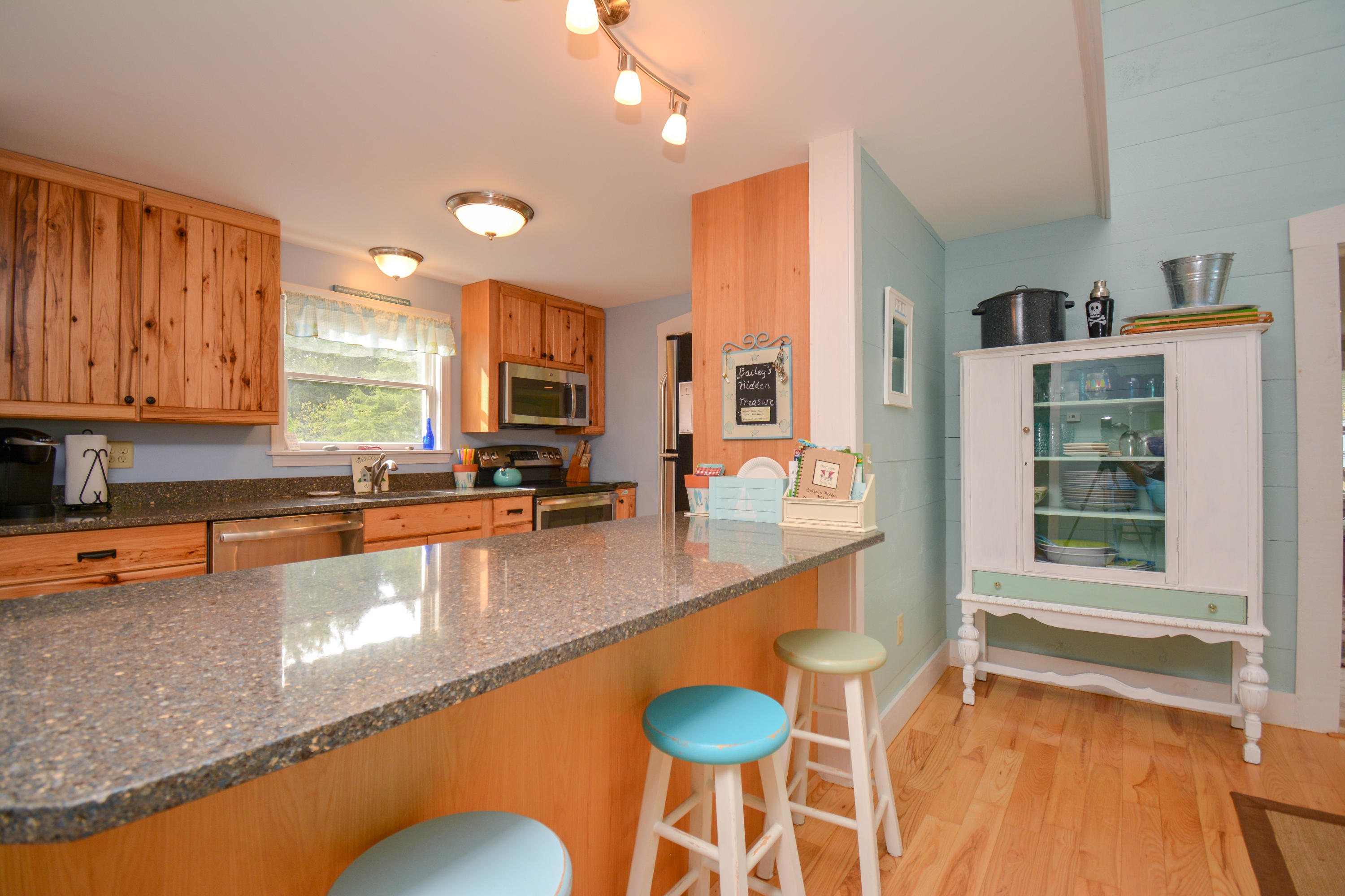 31 Pasture Road Harpswell, ME 04003 - Photo 9 of 37 DSC_0058