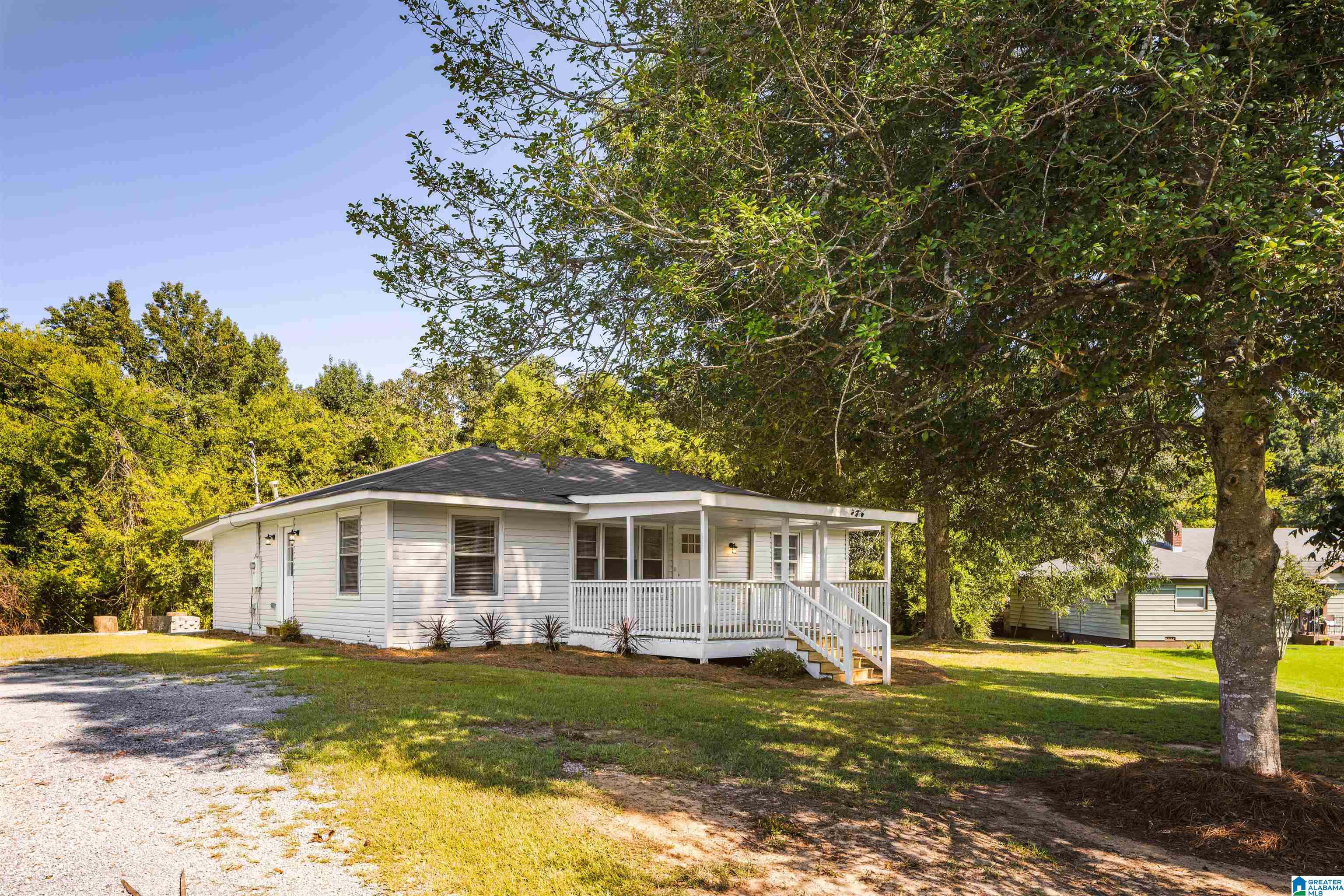 790 Glenn Chapel Road Gardendale, AL 35071 - Photo 2 of 30