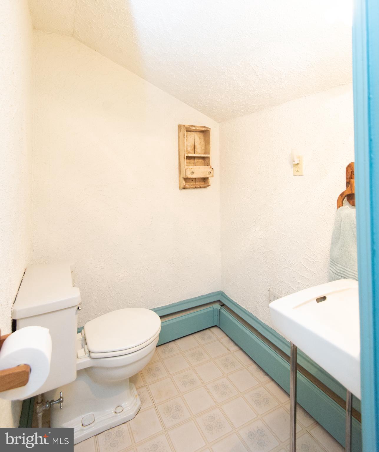 403 Sandy Hill Road Cambridge, MD 21613 - Photo 24 of 49 half bath - 2nd floor