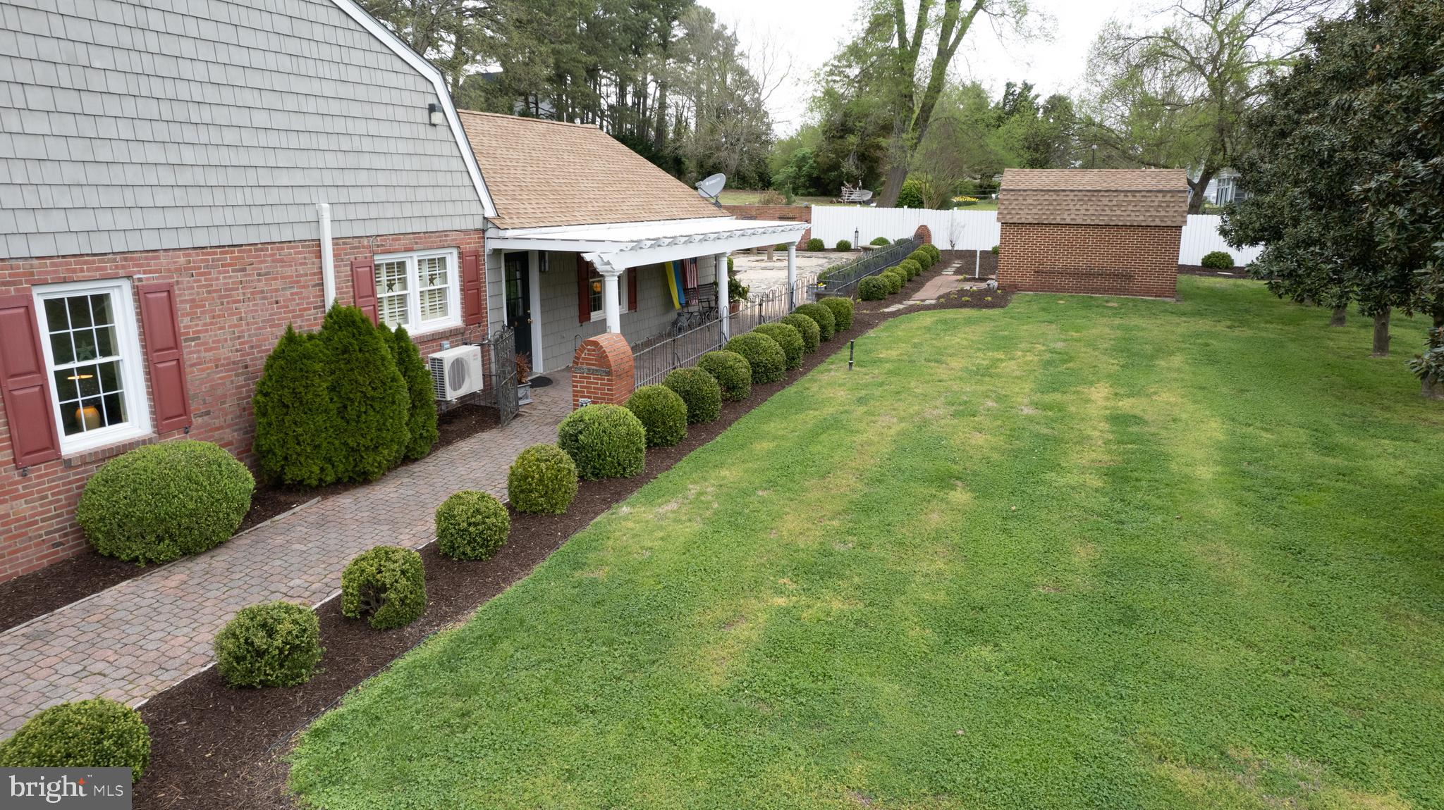 403 Sandy Hill Road Cambridge, MD 21613 - Photo 30 of 49 side yard