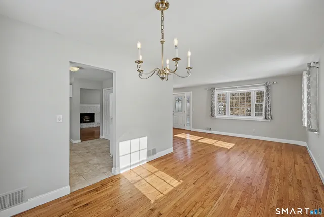 $600,000 | 29 Harwood Drive, Danbury, CT 06810