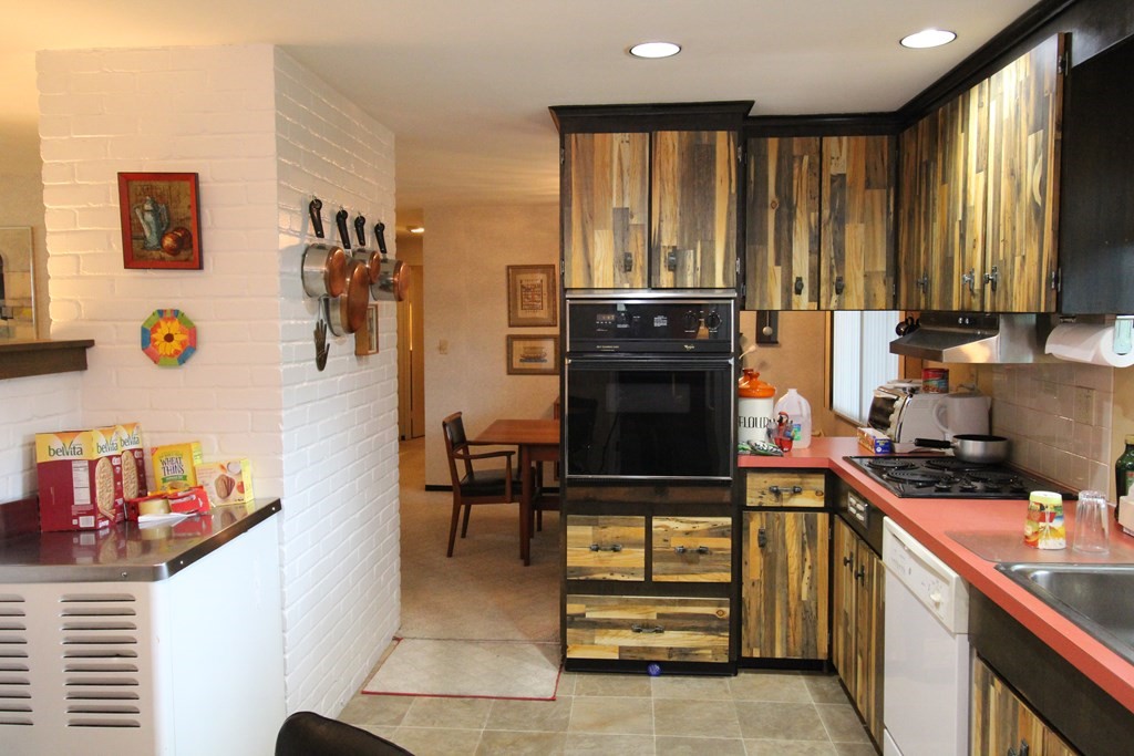 3 Gordon Road Beverly, MA 01915 - Photo 14 of 25 Gallery Image 14