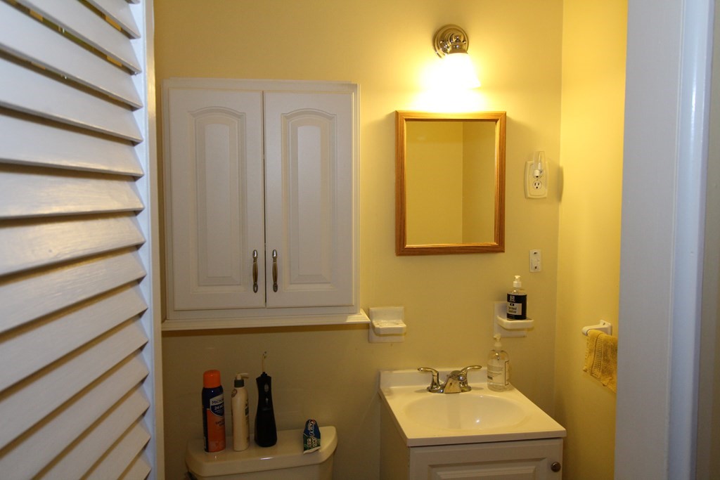 3 Gordon Road Beverly, MA 01915 - Photo 24 of 25 Gallery Image 24