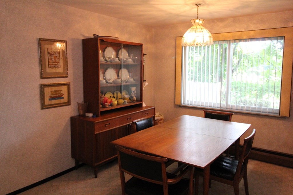 3 Gordon Road Beverly, MA 01915 - Photo 10 of 25 Gallery Image 10