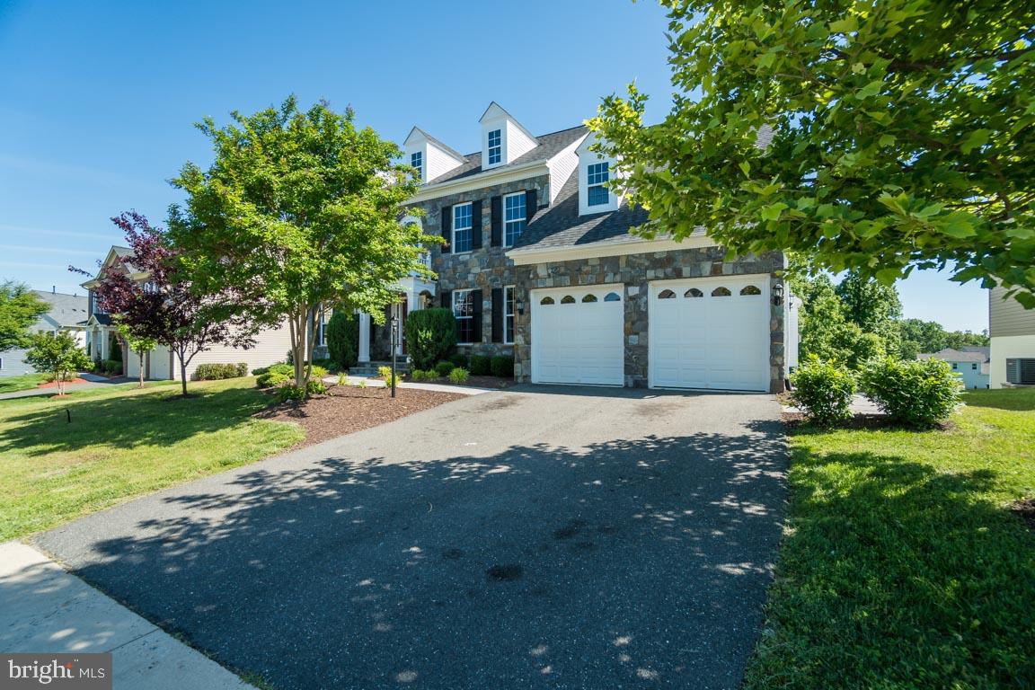 18460 Kerill Road Triangle, VA 22172 - Photo 2 of 47 Brand new insulated garage doors