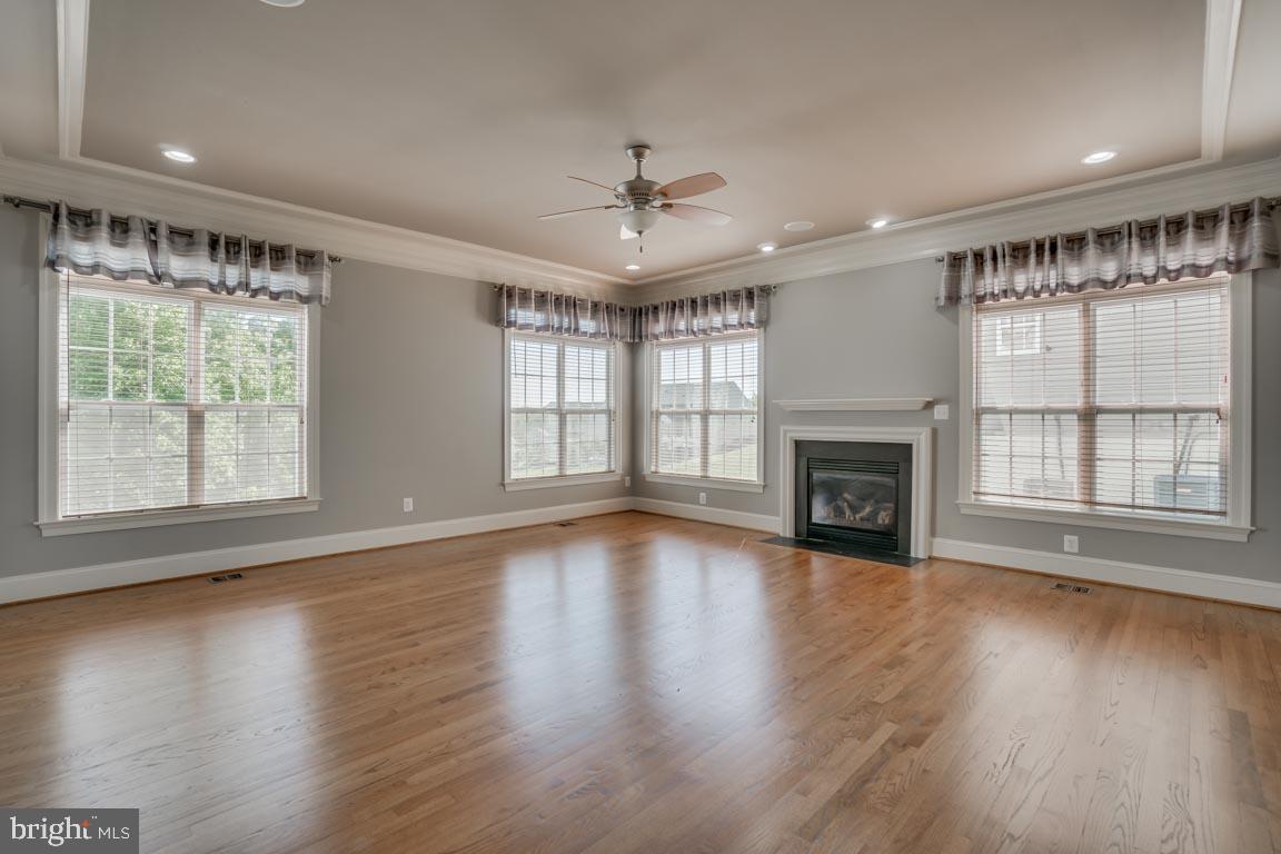 18460 Kerill Road Triangle, VA 22172 - Photo 16 of 47 1st flloor family room with fireplace