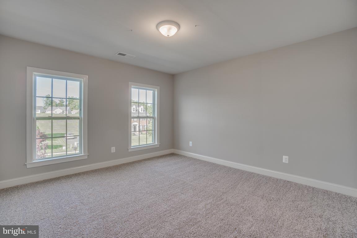18460 Kerill Road Triangle, VA 22172 - Photo 25 of 47 Large bedroom