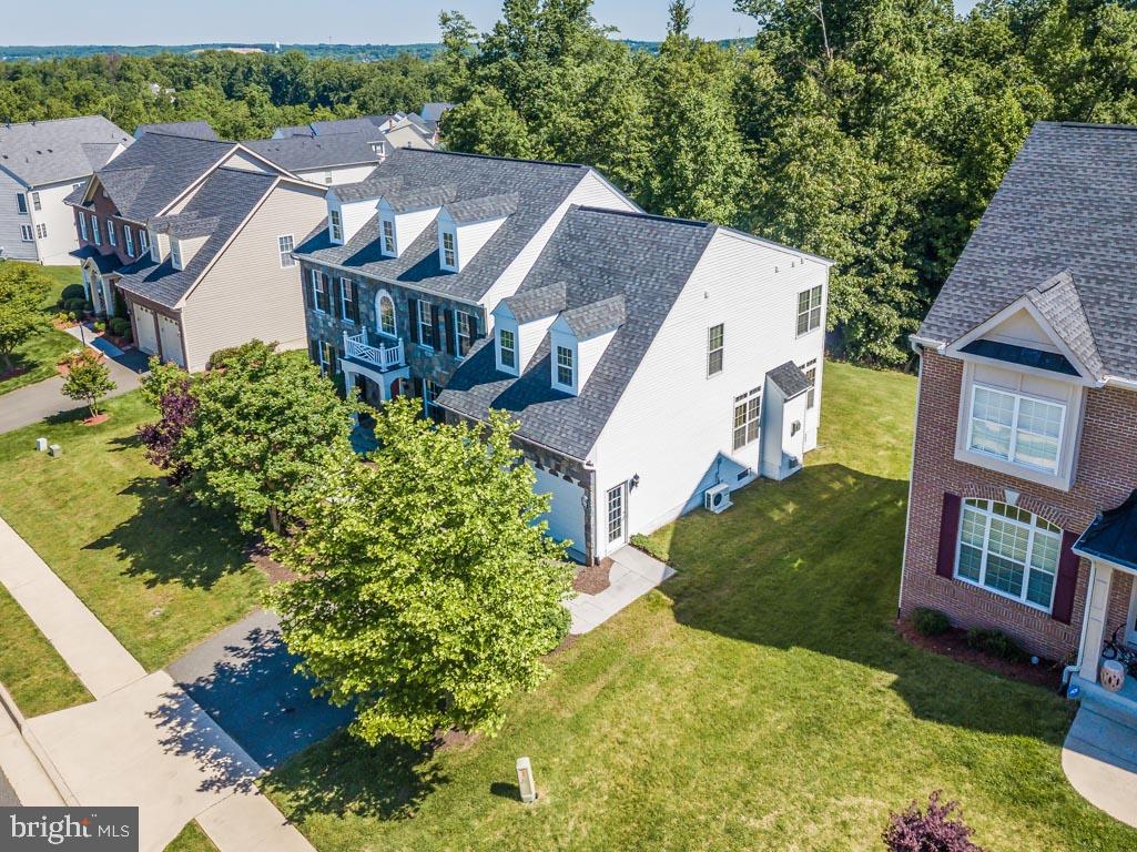 18460 Kerill Road Triangle, VA 22172 - Photo 5 of 47 Great curb appeal