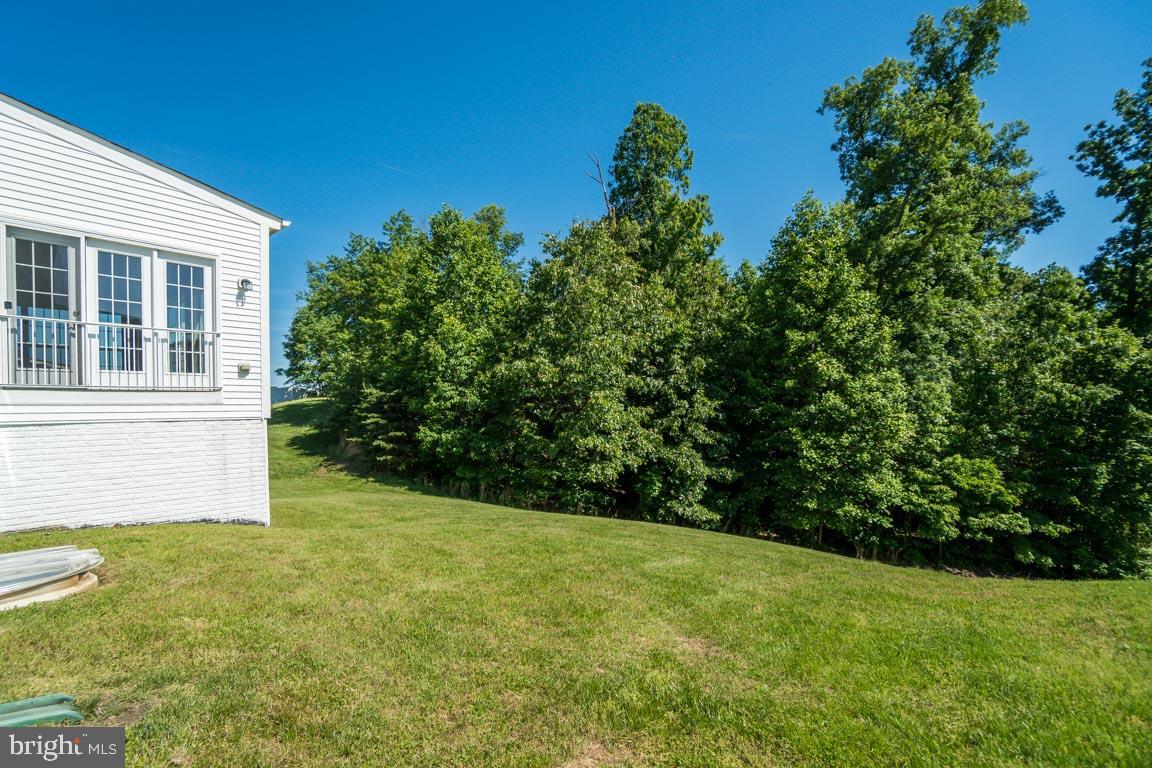 18460 Kerill Road Triangle, VA 22172 - Photo 44 of 47