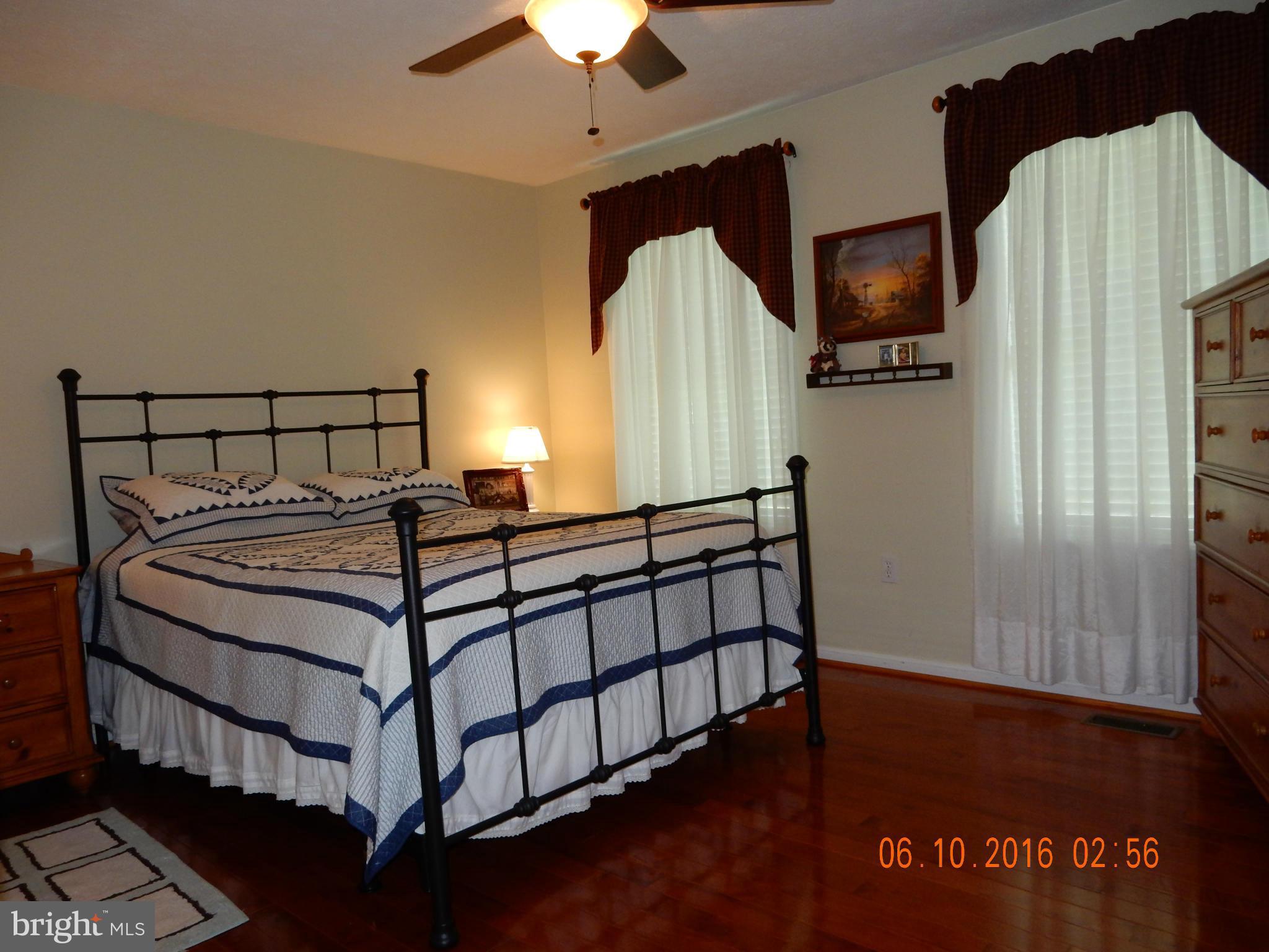 146 Doe Run Road Inwood, WV 25428 - Photo 13 of 30 Bath (Master)