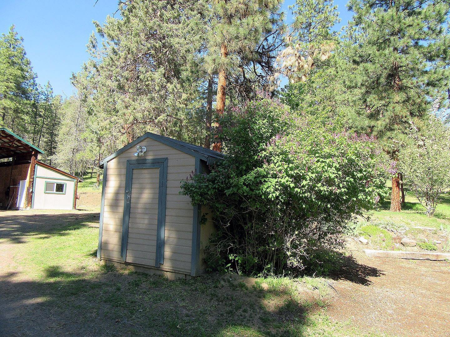 28045 Petersteiner Road Bonanza, OR 97623 - Photo 19 of 33 Additional Photo
