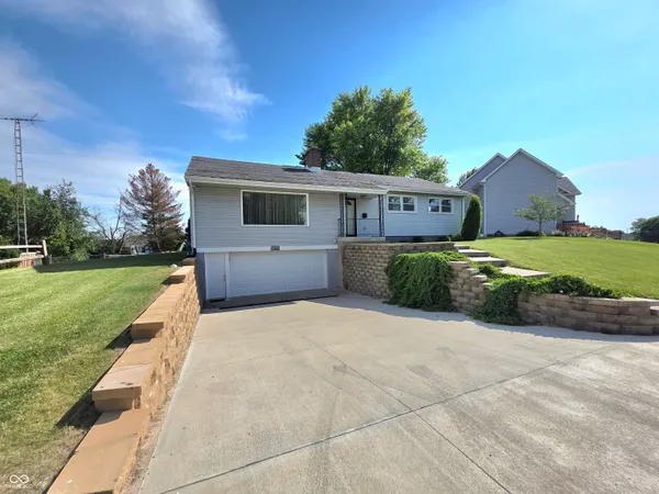 $259,000 | 1141 Sugar Hill Drive, Rushville, IN 46173