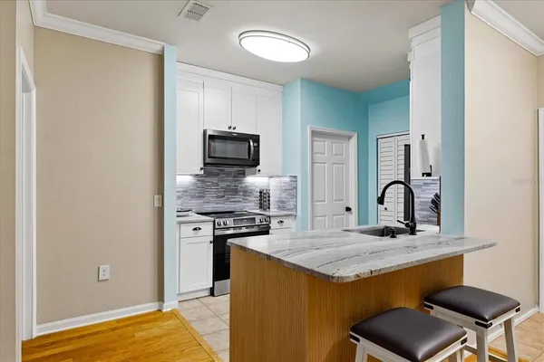 $340,000 | 2295 Tuscany Trace, Unit 8, Palm Harbor, FL 34683