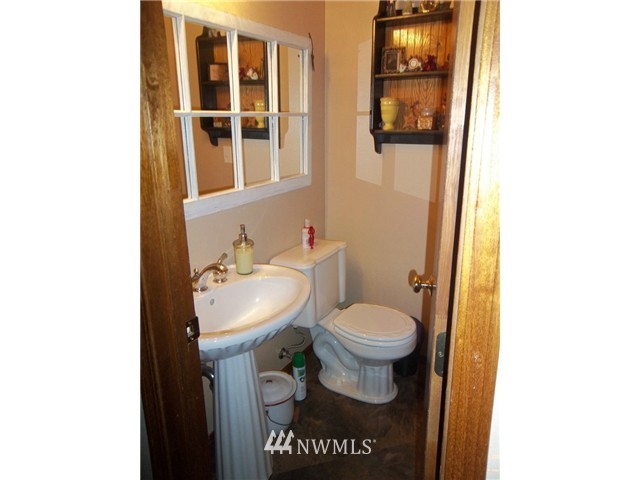 368 Chilvers Road Chehalis, WA 98532 - Photo 11 of 19