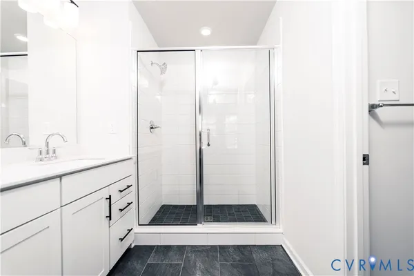 $2,700 | 212 Avenda Lane, Midlothian, VA 23114