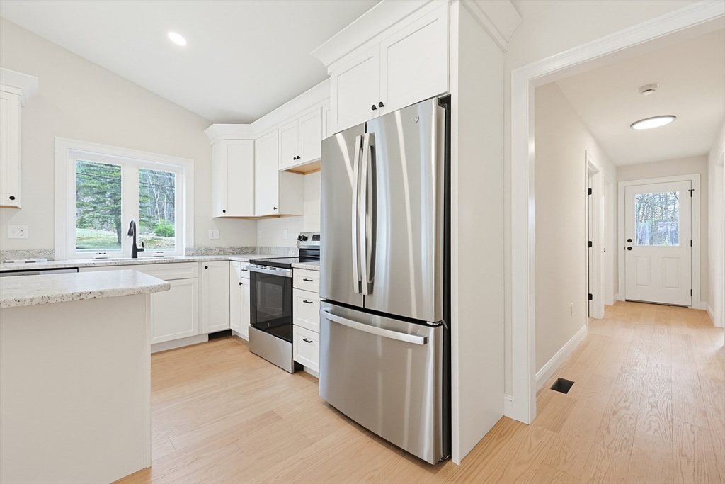 108 Fitchburg Road, Unit A Townsend, MA 01469 - Photo 9 of 28