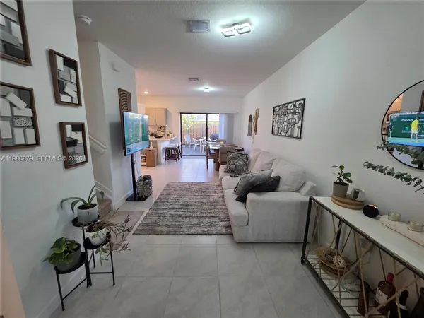 $3,225 | Florida City, Florida City, FL 33034