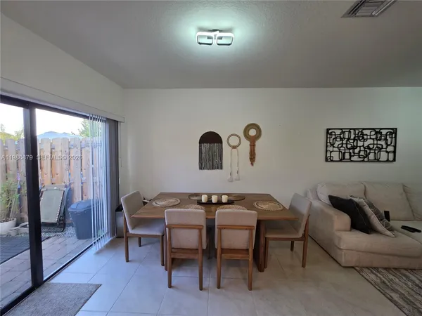 $3,225 | Florida City, Florida City, FL 33034