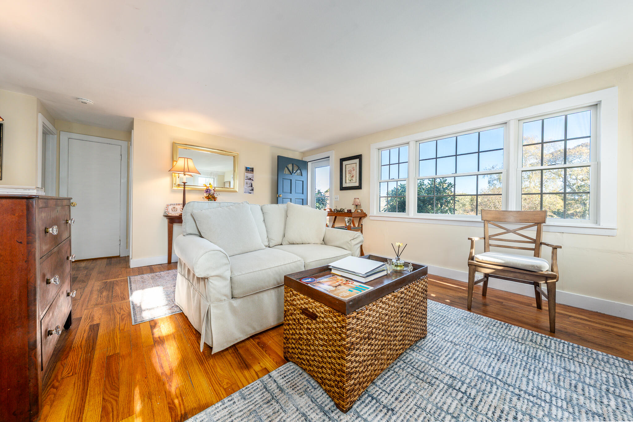 39 Meadow Brook Road North Chatham, MA 02650 - Photo 3 of 14 Livingroom