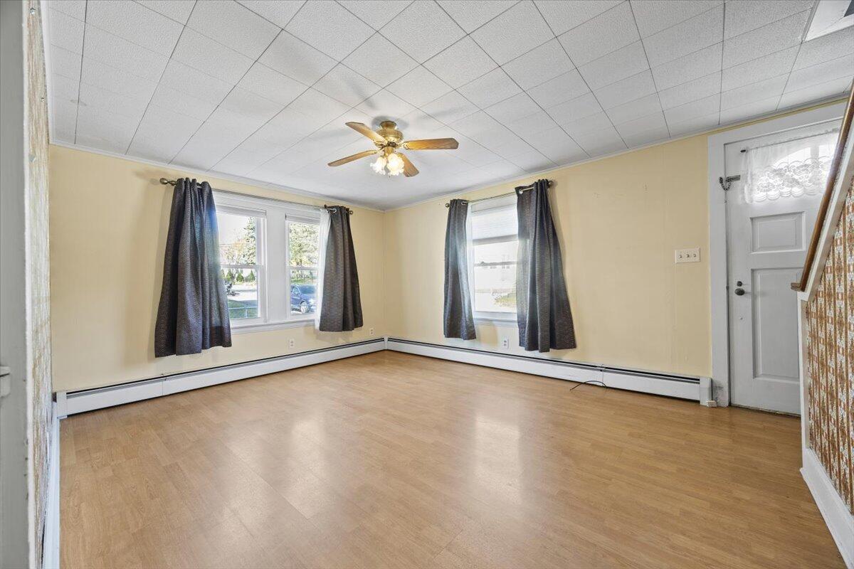 33 State Street Biddeford, ME 04005 - Photo 12 of 22 12-33 State-12