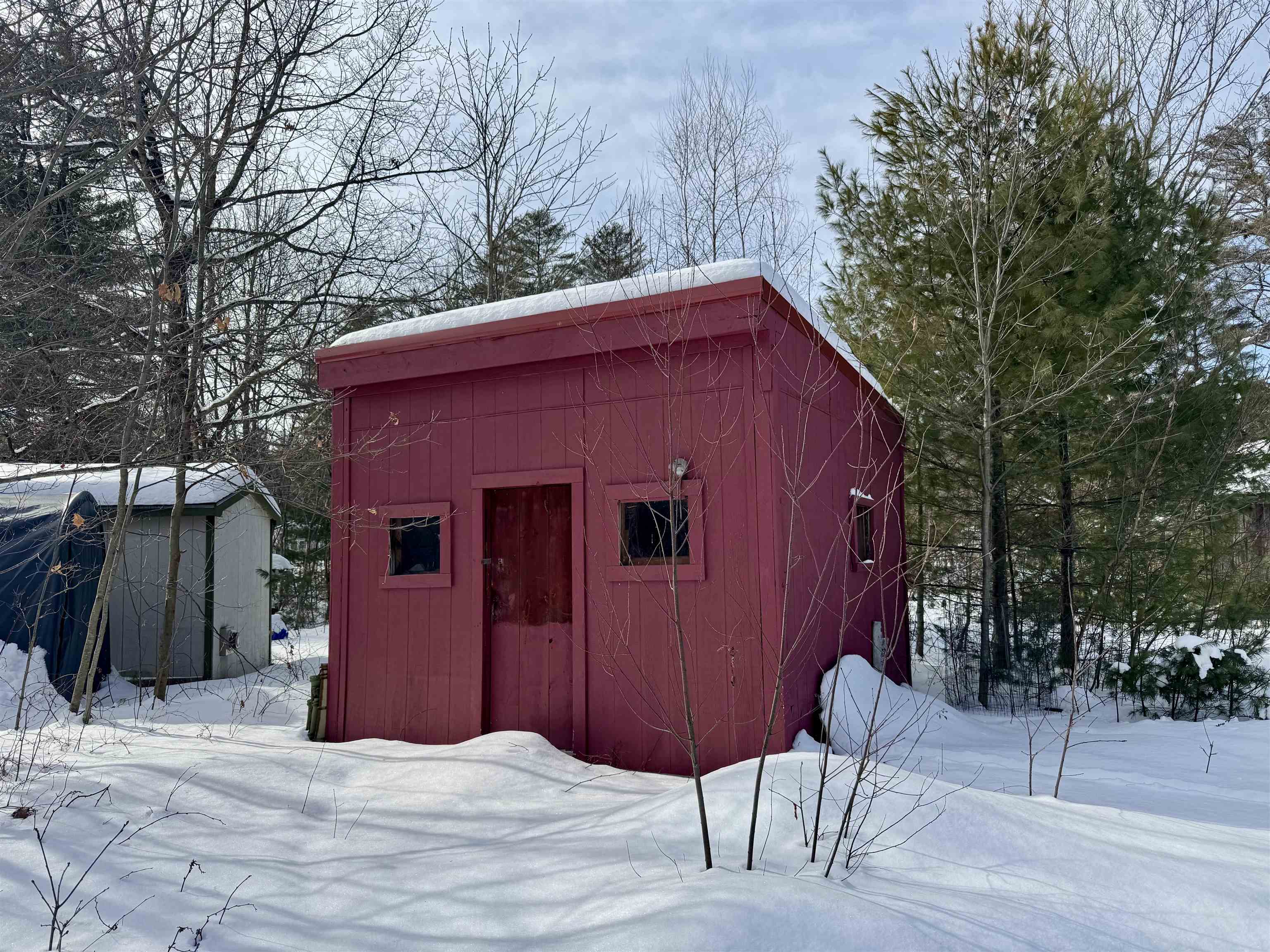 26 Hubbard Road Deering, NH 03244 - Photo 2 of 27