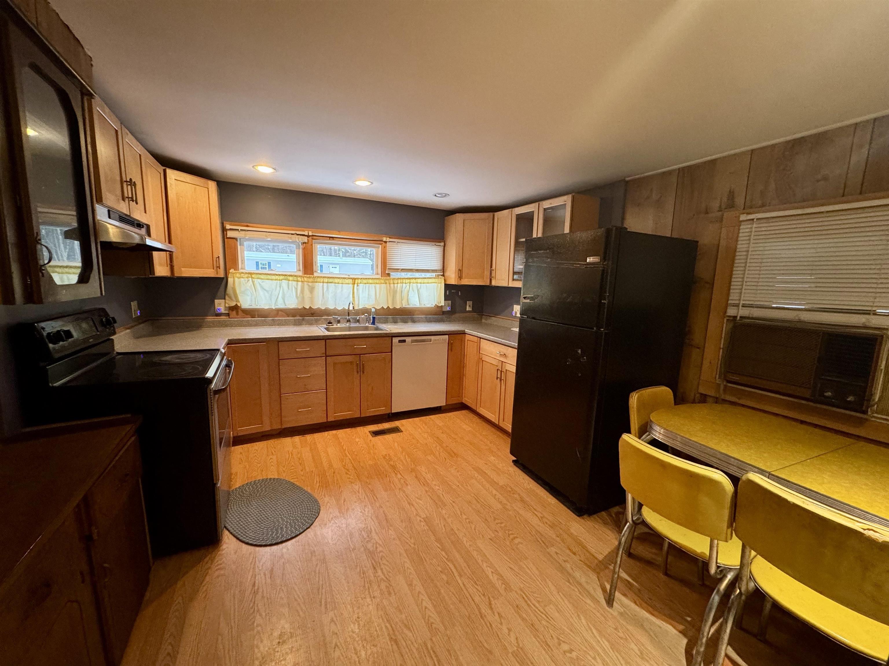 26 Hubbard Road Deering, NH 03244 - Photo 6 of 27