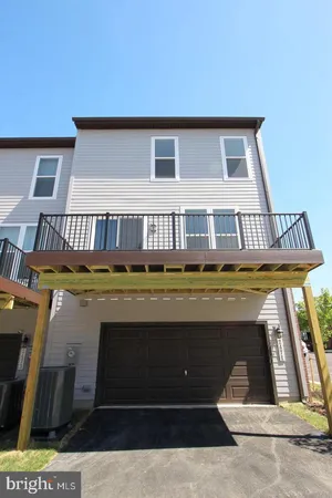 $4,550 | 2471 Liberty Loop, Herndon, VA 20171