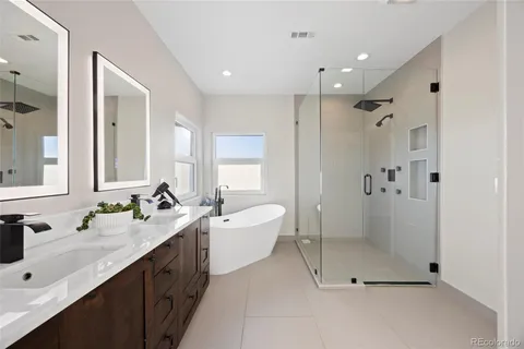 a view of walk in closet