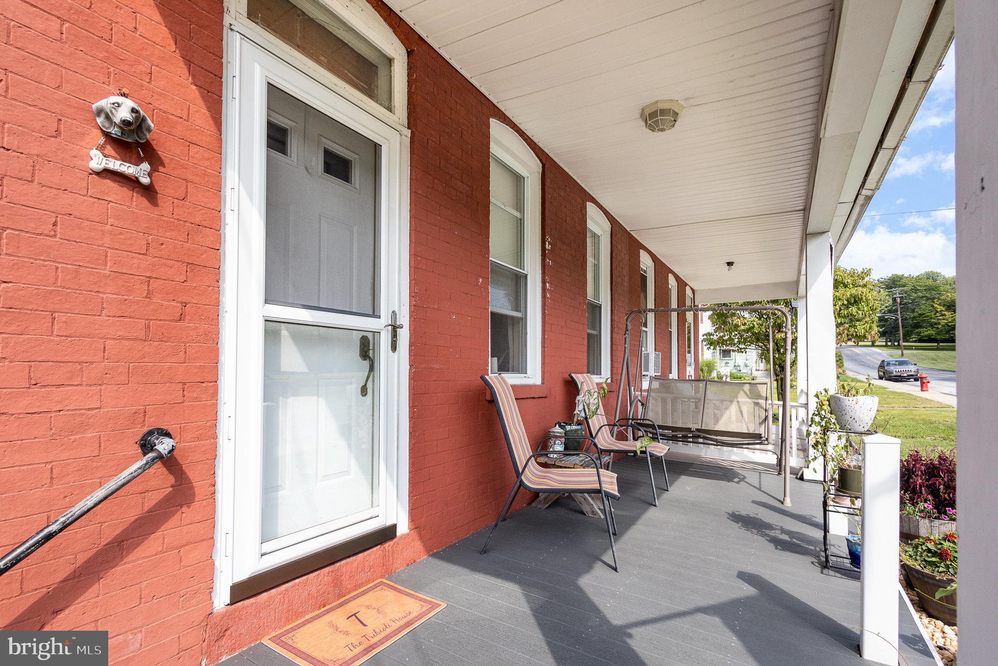 138 Anthracite Road Lebanon, PA 17042 - Photo 4 of 27 Porch