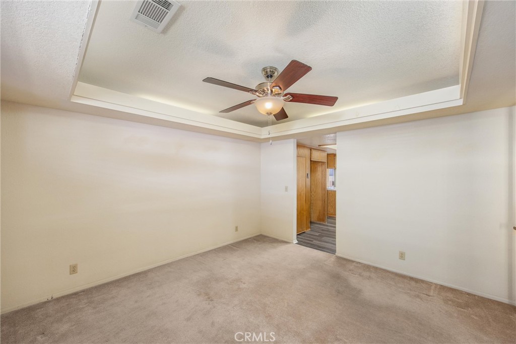 16466 Tude Road Apple Valley, CA 92307 - Photo 12 of 61