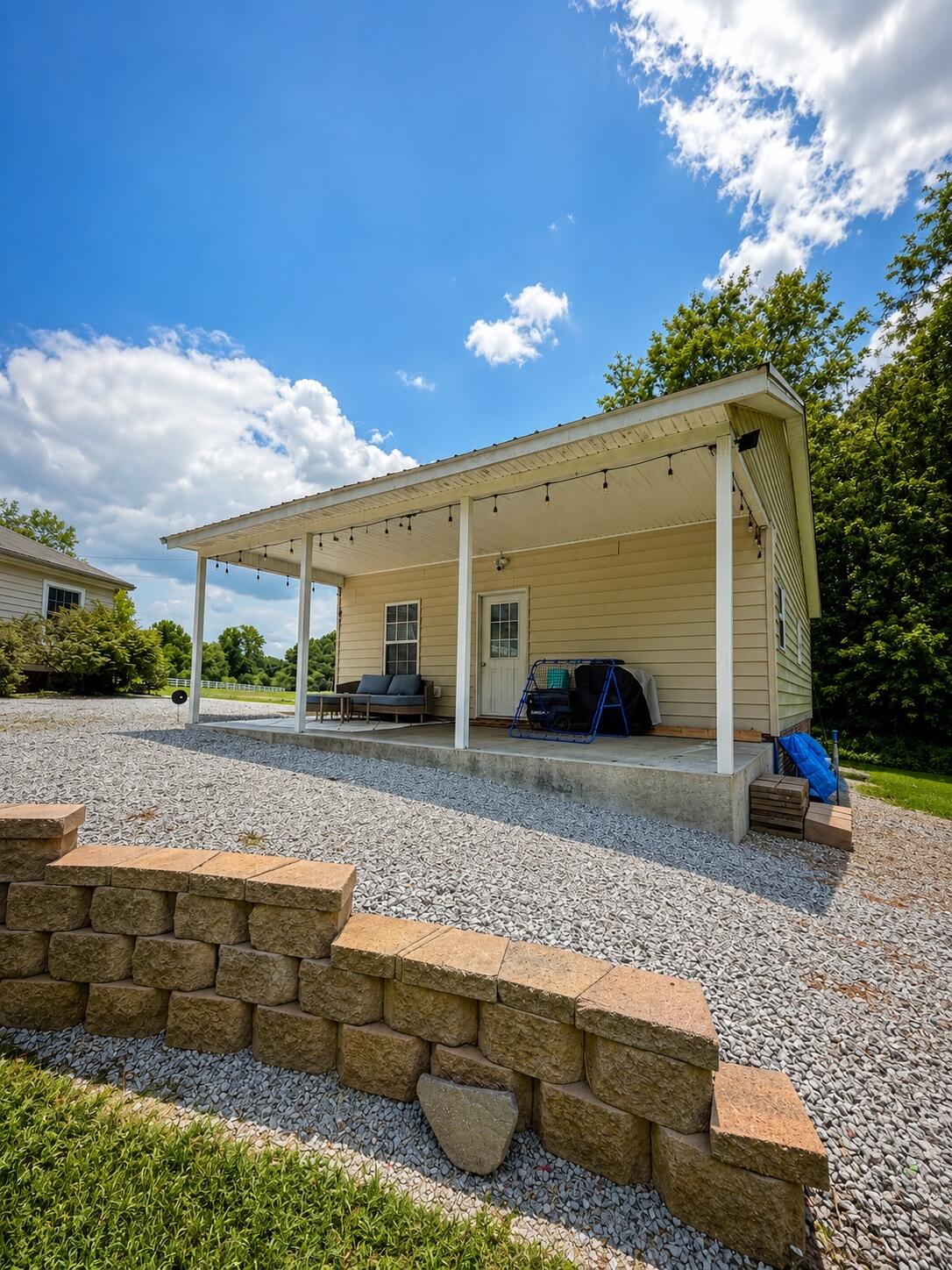 565 Martin Road Wickliffe, KY 42087 - Photo 20 of 21 IMG_2173C365-EEF0-4422-B97E-F861999C15DA