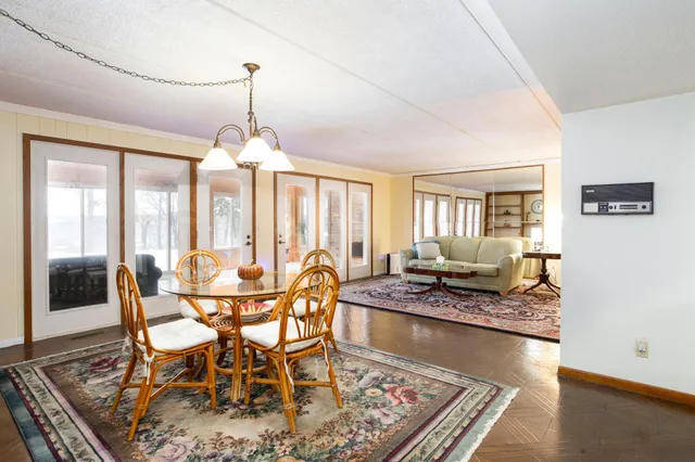 $645,000 | 1516 Twin Springs Road, Houlton, WI 54082