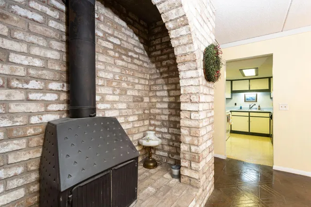 $645,000 | 1516 Twin Springs Road, Houlton, WI 54082